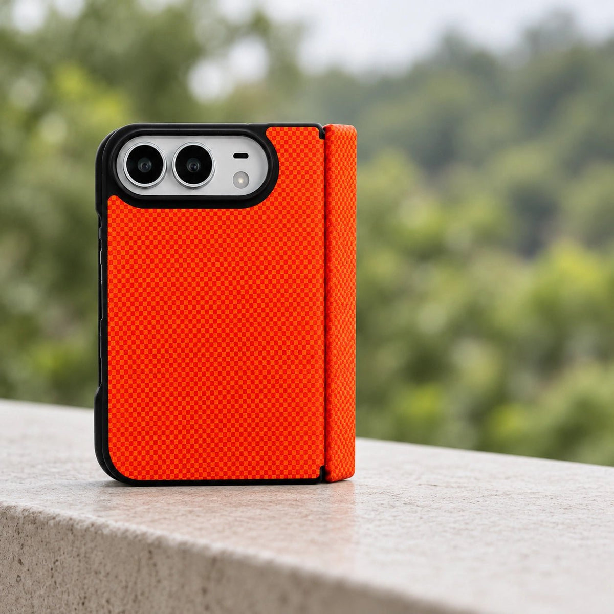 Vector Check MagSafe iPhone Duo Case - Moderno Collections