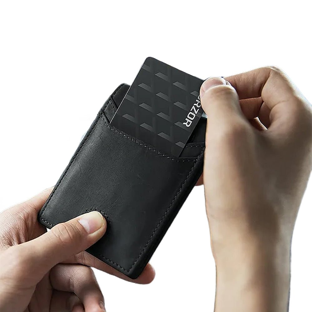 Sleek Genuine Leather Wallet with Built-in Airtag Pouch - Moderno Collections